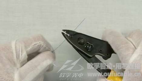 甘孜藏族自治州如何熔接光纤 草莓视频IOS下载厂家带您涨知识